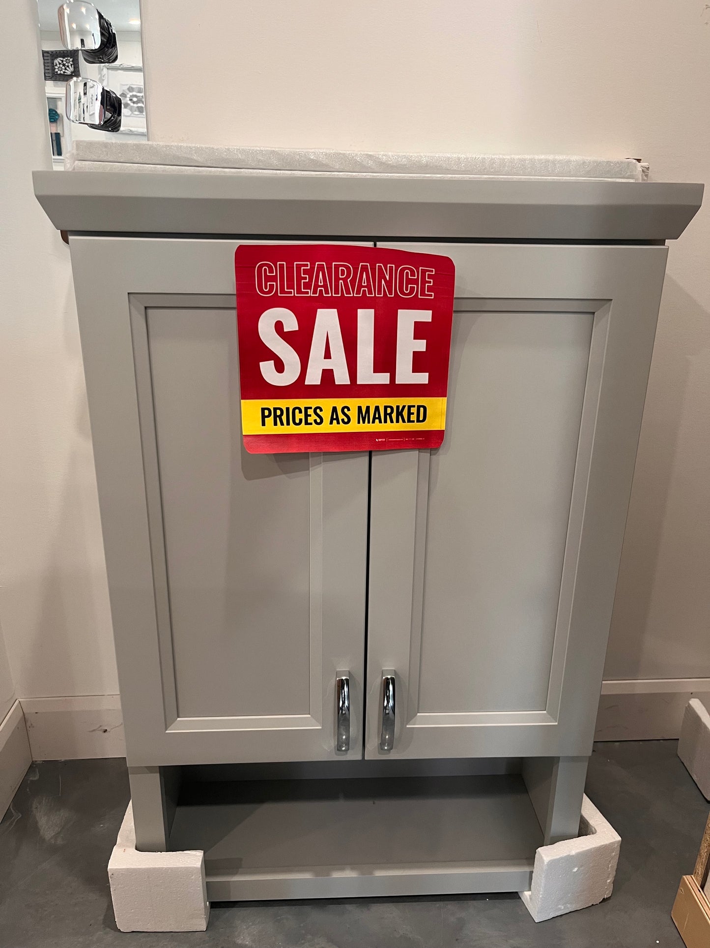 Stonewood Bath Storage Floor Model